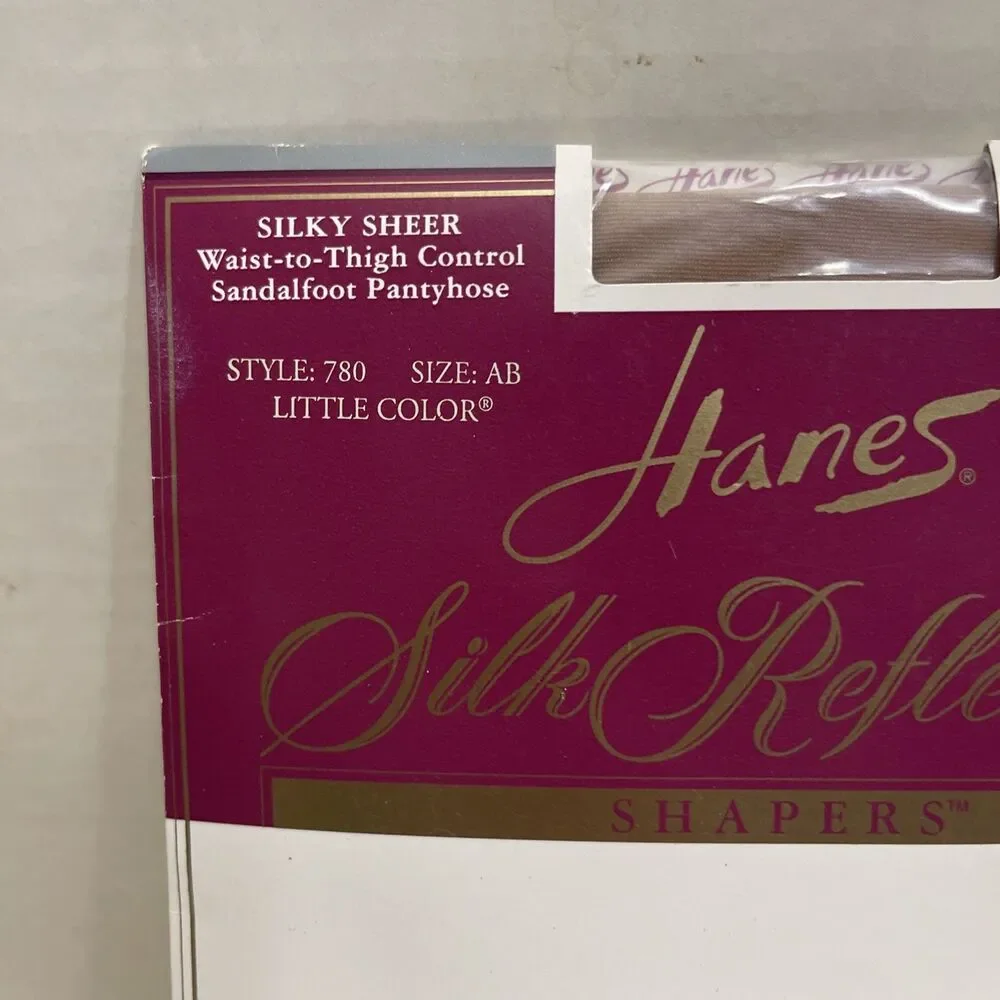 Hanes Silk Reflections Panty Hose Size AB Sandlefoot Silky Sheer Shapers